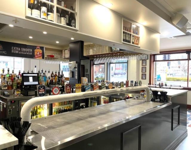 Knickerbocker Hotel Bathurst Bagian luar foto